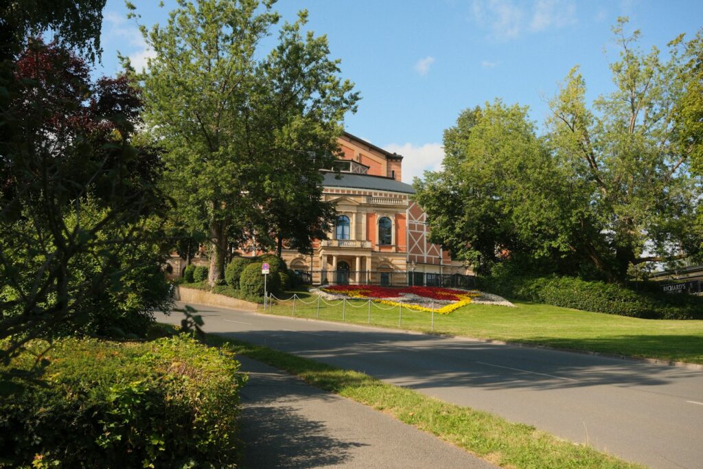 Approach path to the Bayreuth Festspielhaus, where the audience gathers before each act