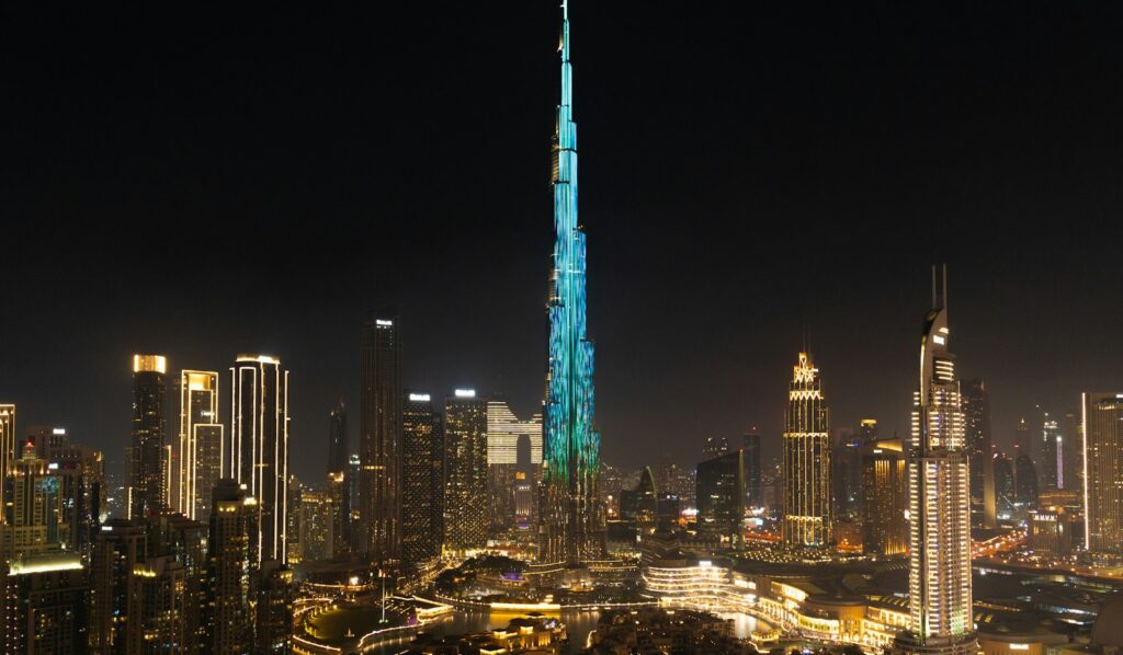 Burj Khalifa above Downtown Dubai on New Year’s Eve in Dubai — Perfect.Live