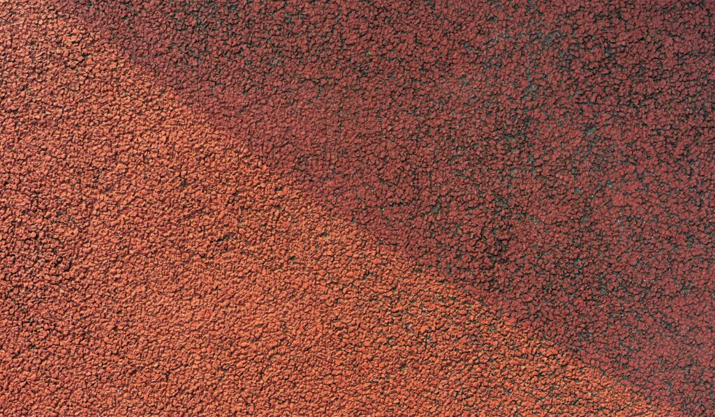 Clay court surface during the French Open — Perfect.Live
