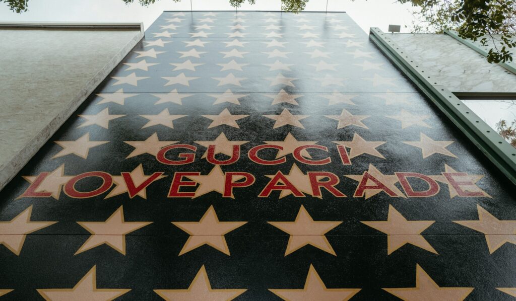 Luxury storefront in the Miami Design District — Perfect.Live