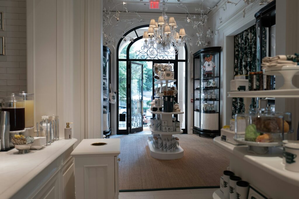 Private shopping suite interior, New York — Perfect.Live