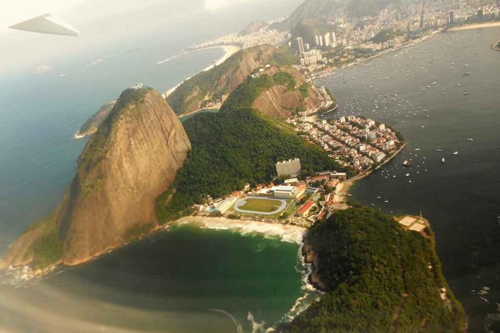 Sugarloaf Mountain above Rio de Janeiro — Perfect.Live
