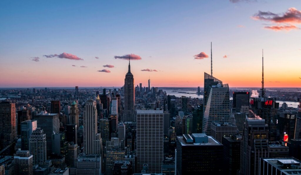 Best rooftop bars in New York — Perfect.Live