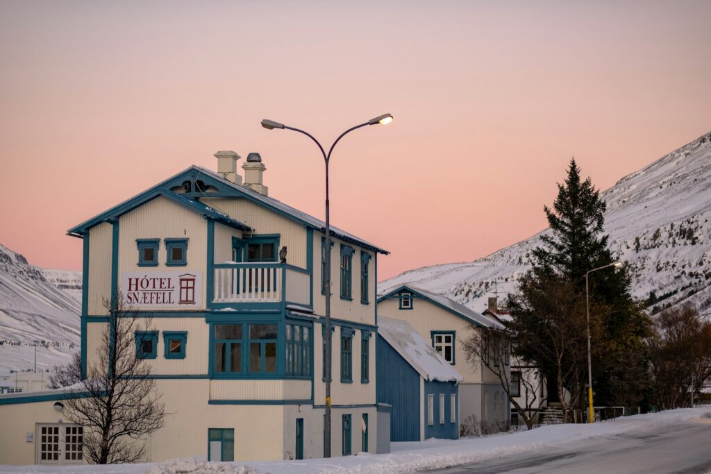 Alpine hotel in deep snow in the Engadin valley — Perfect.Live