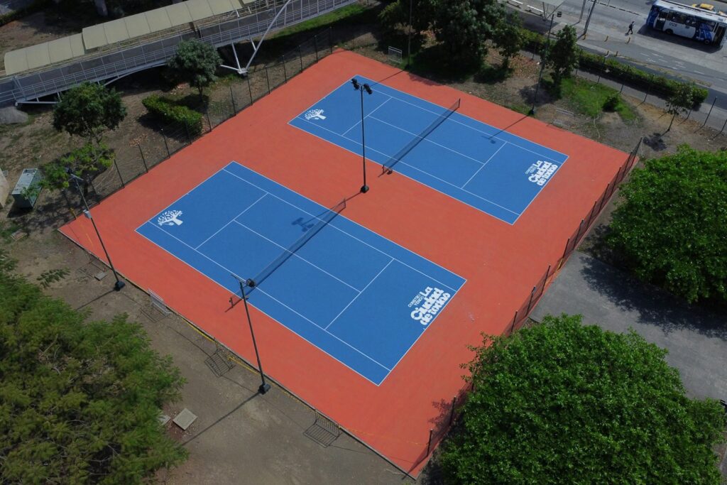 Tournament courts seen from above — Perfect.Live